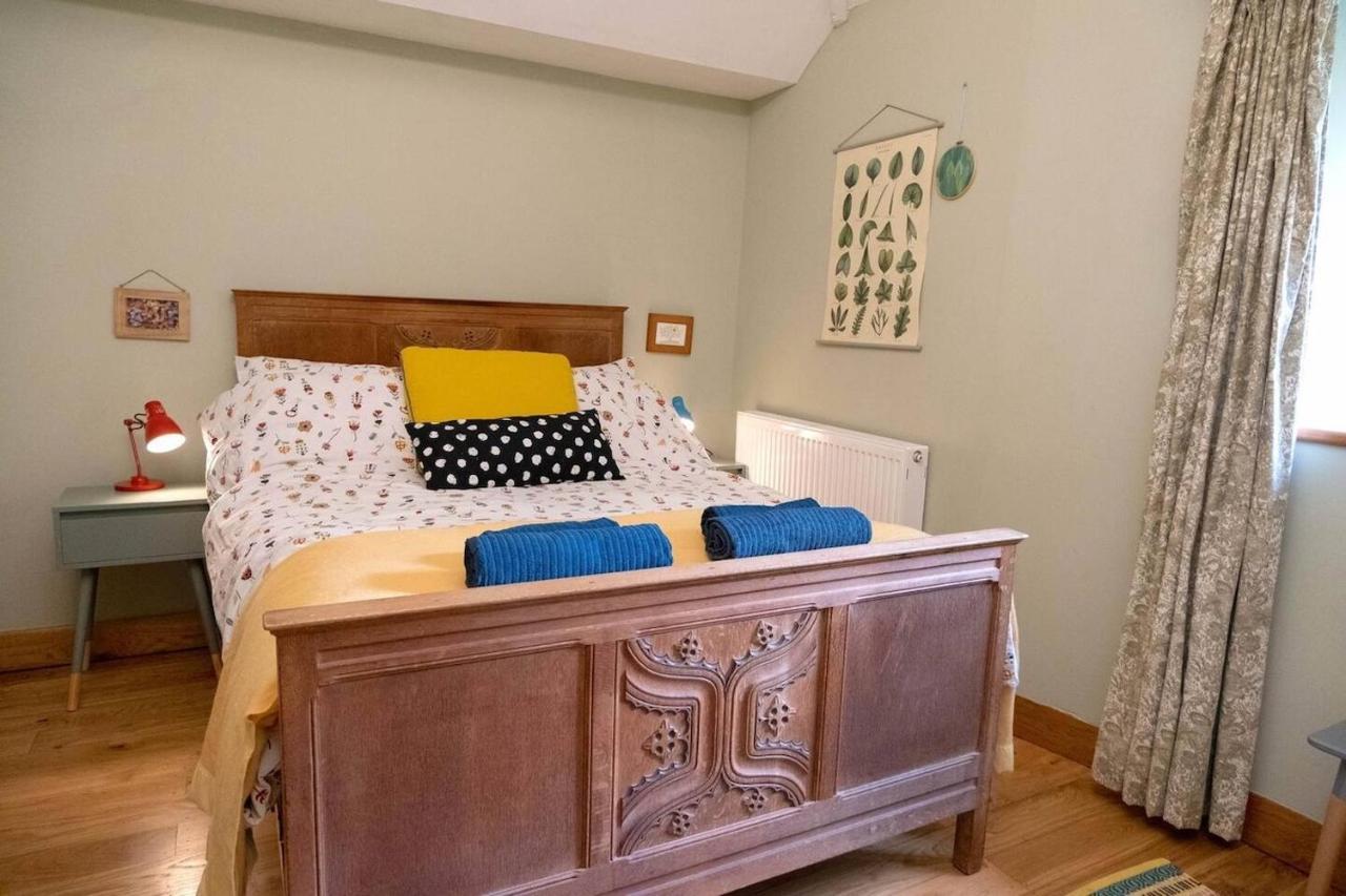 Lovely Property In The Heart Of Somerset, Sleeps 9 Shepton Mallet Εξωτερικό φωτογραφία