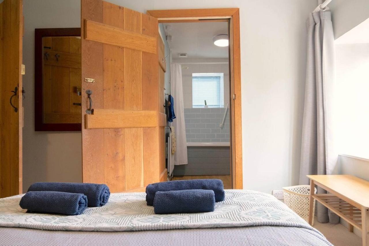 Lovely Property In The Heart Of Somerset, Sleeps 9 Shepton Mallet Εξωτερικό φωτογραφία