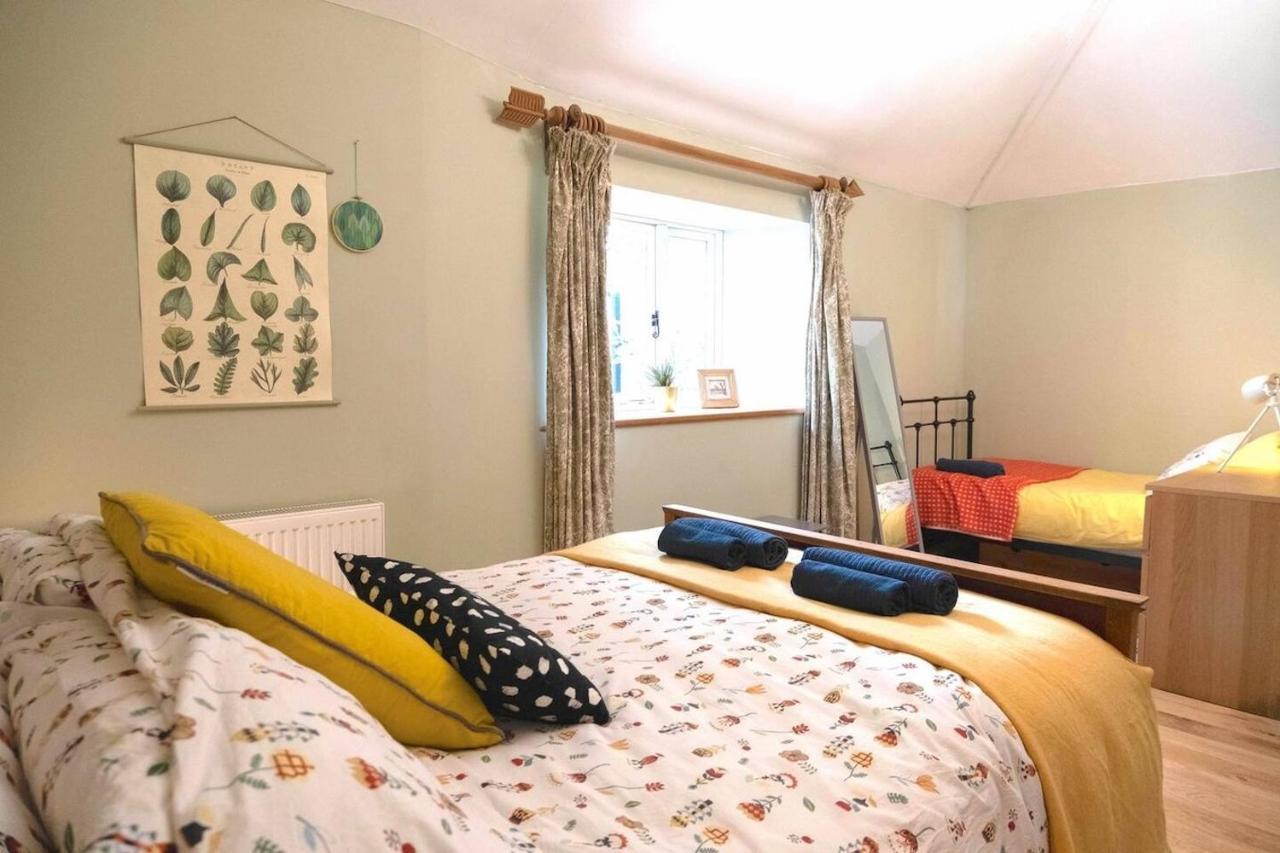 Lovely Property In The Heart Of Somerset, Sleeps 9 Shepton Mallet Εξωτερικό φωτογραφία